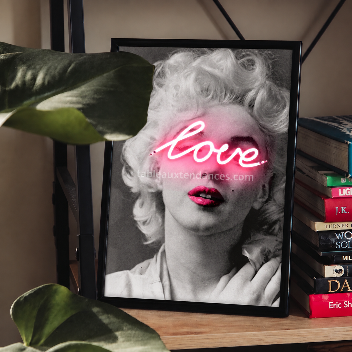 Marilyn — Neon Love