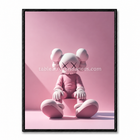 Tableau minimaliste rose représentant un personnage Companion assis dans un décor monochrome.
